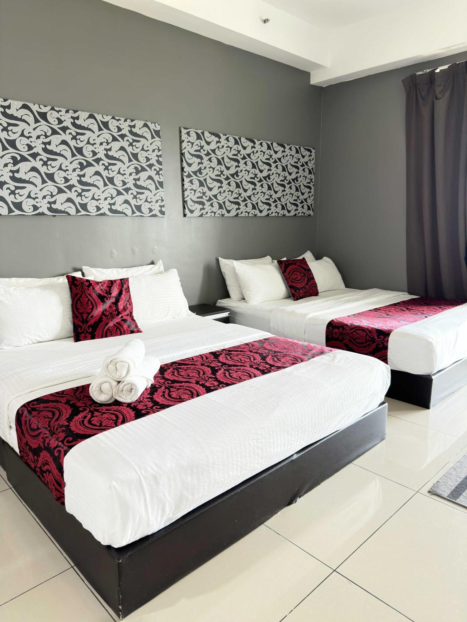 Cahaya Qaira Homestay @ D'Perdana Kota Bharu Exteriör bild